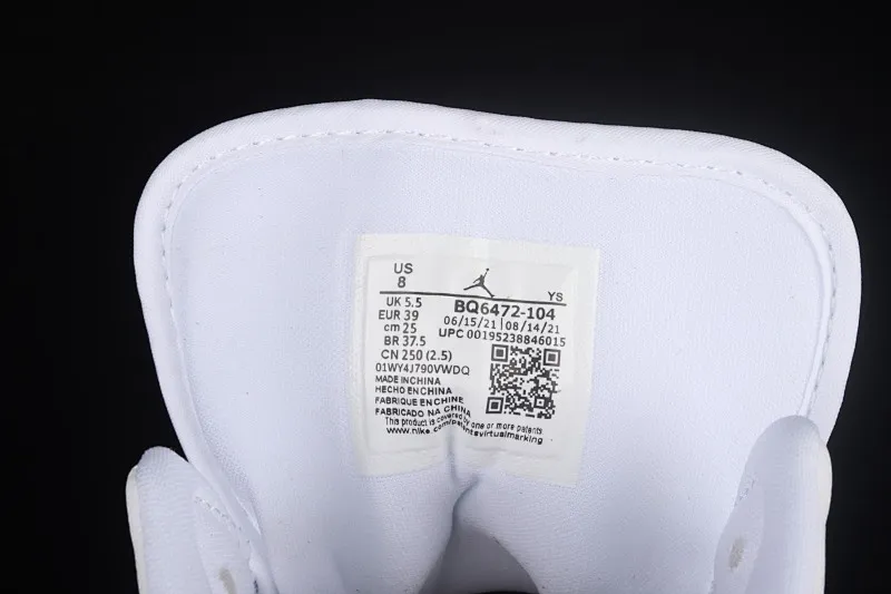 All Categories Air Jordan Jordan Series Basketball Shoes Air Jordan 1 Mid Differentiated Versions Air Jordan 1 Mid AJ1 Joe 1 Kentucky Blue Zhongbang Basketball Shoes BQ6472-104
